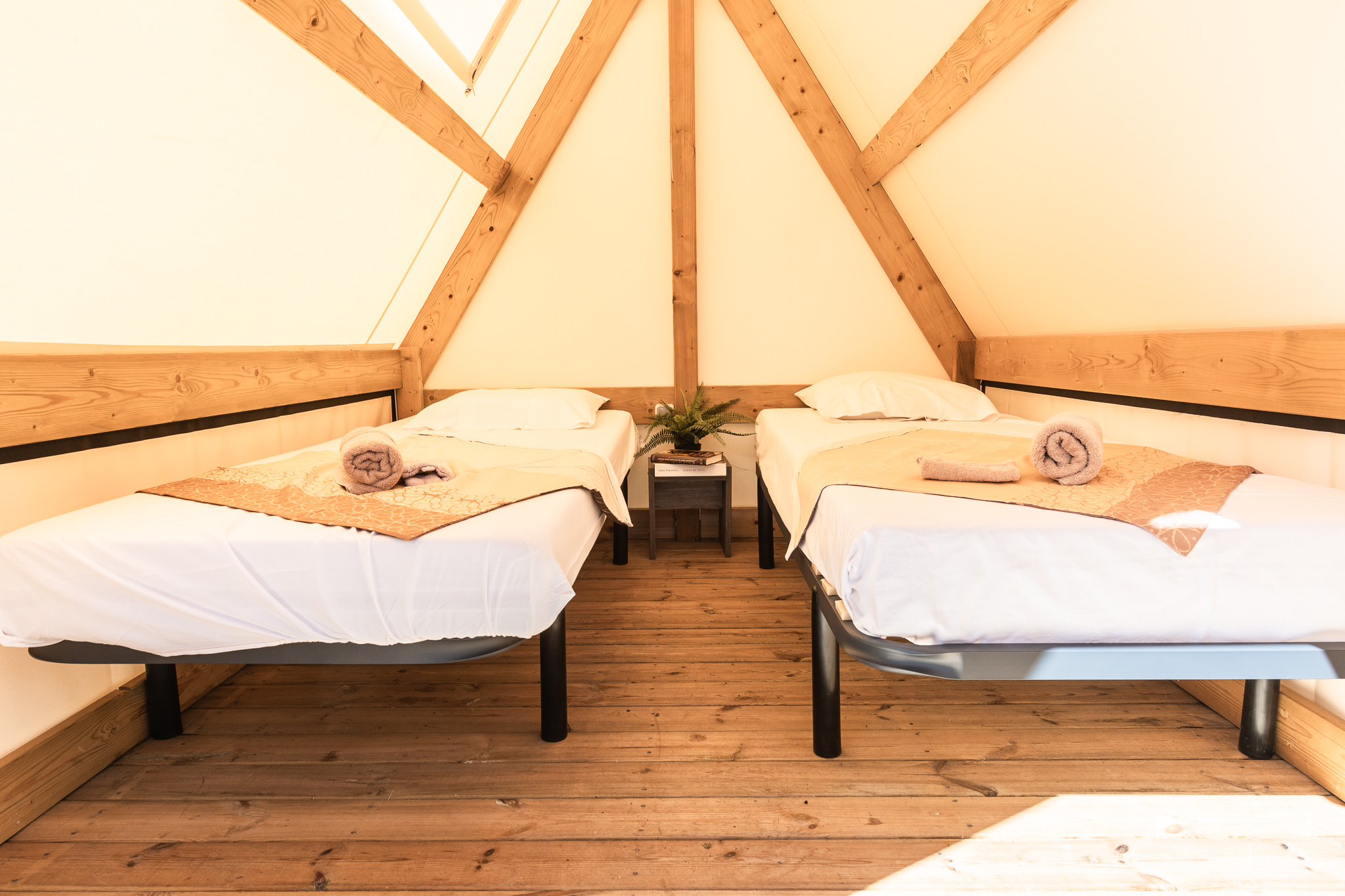 Tente Ecolodge Randonneur – 6m² 1/2 Pers.