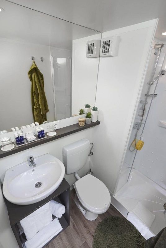 Nature Lodge – 2 chambres – Spa  (draps et serviettes inclus) 2/4 Pers.