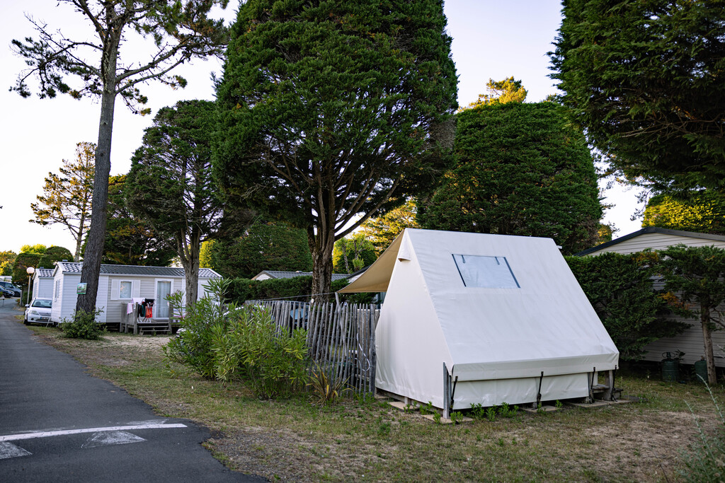 Tente Ecolodge Randonneur – 6m² 1/2 Pers.