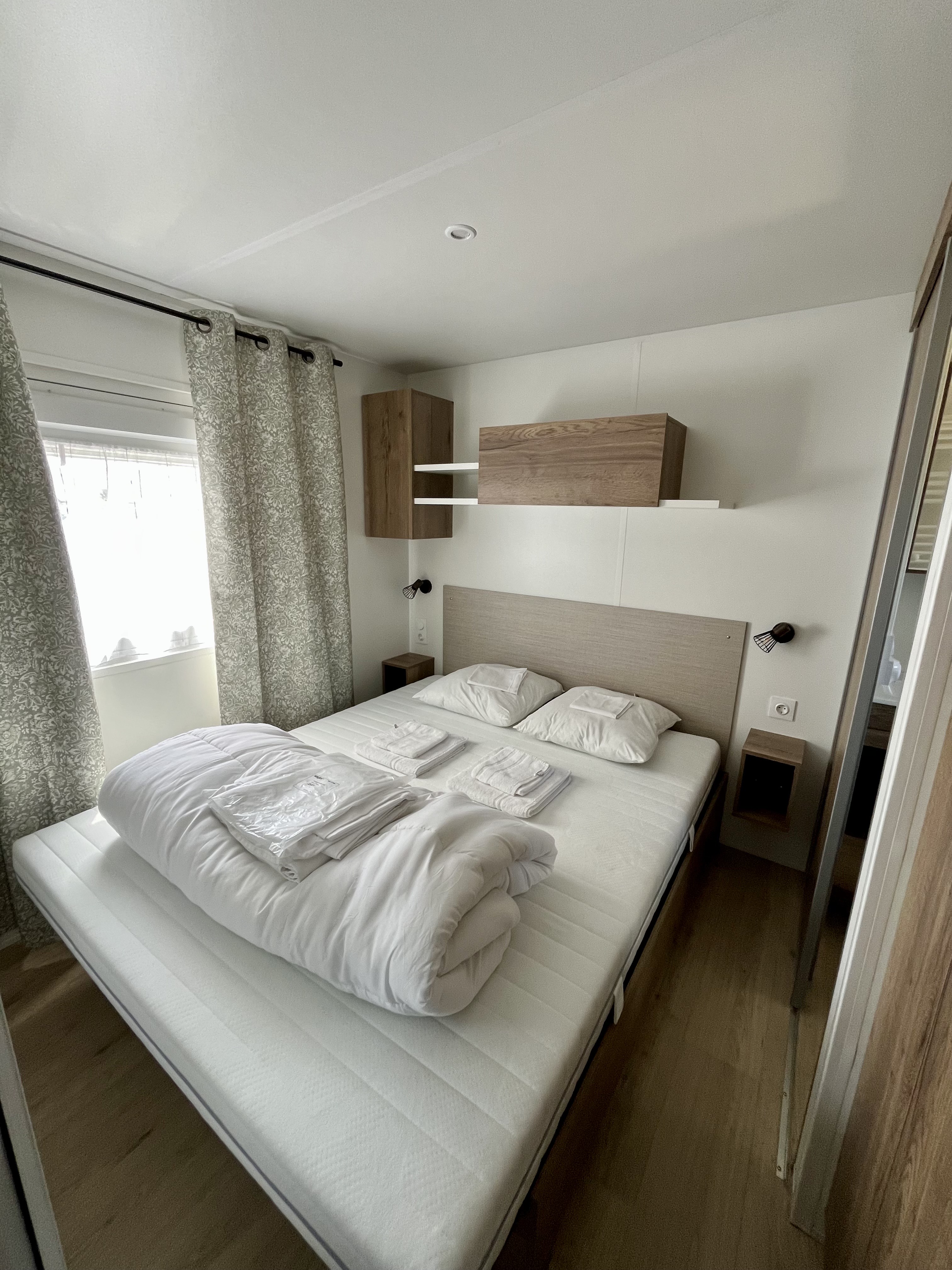 Cottage Prestige GRAND CONFORT 40m² – 3 chambres + télévision + Terrasse 4/6 Pers.